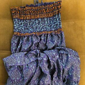 Beautiful Skirt with leaf pattern OS